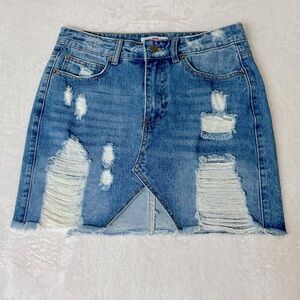 NWOT Buddy Love denim distressed mini skirt size 28 / US sz4 casual flirty